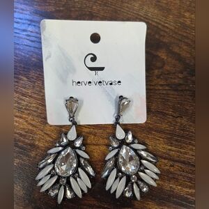 BOGO💖Her Velvet Vase Tigerlily Rhinestone Earrings